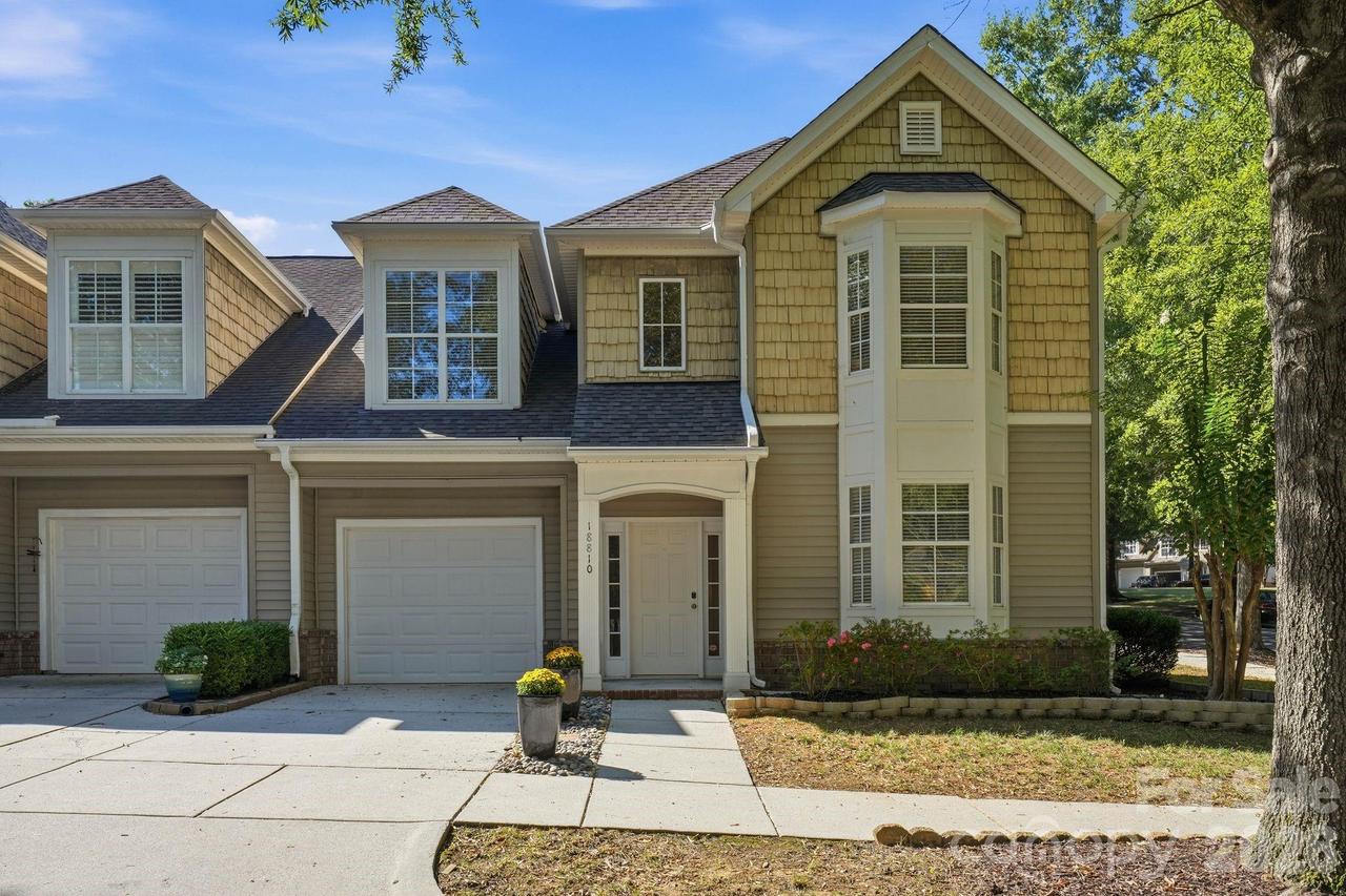 18810 Cloverstone Cir., Cornelius, NC 28031