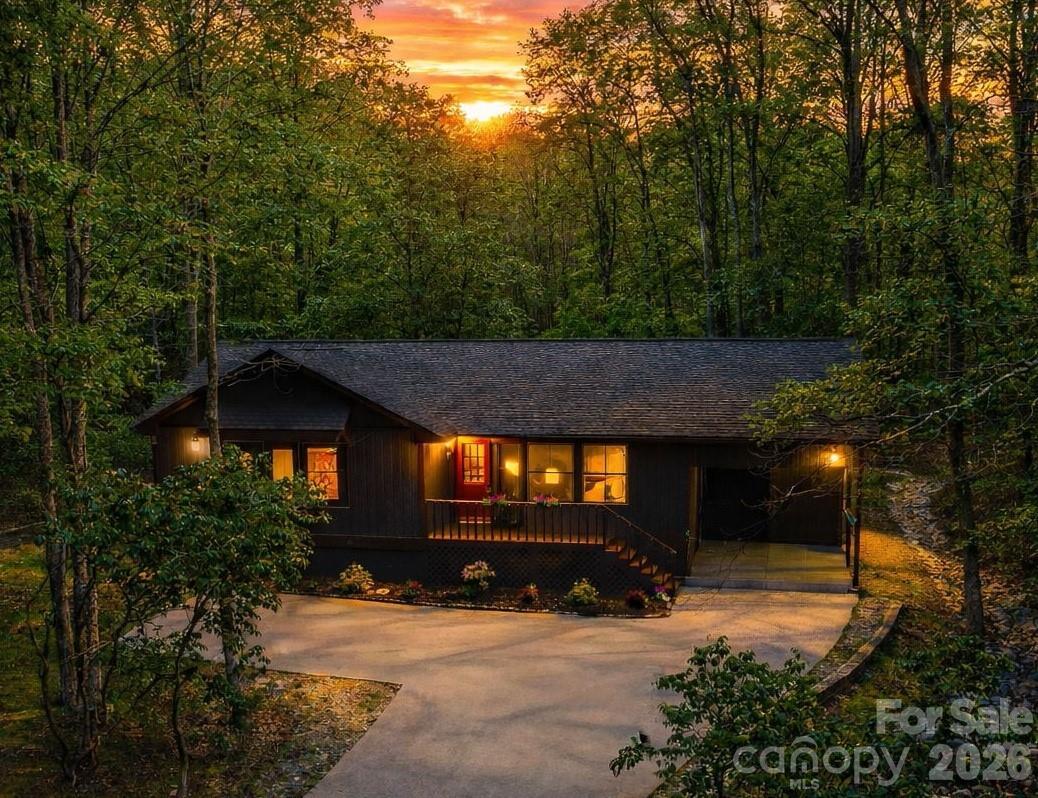 417 Soquili Dr., Brevard, NC 28712
