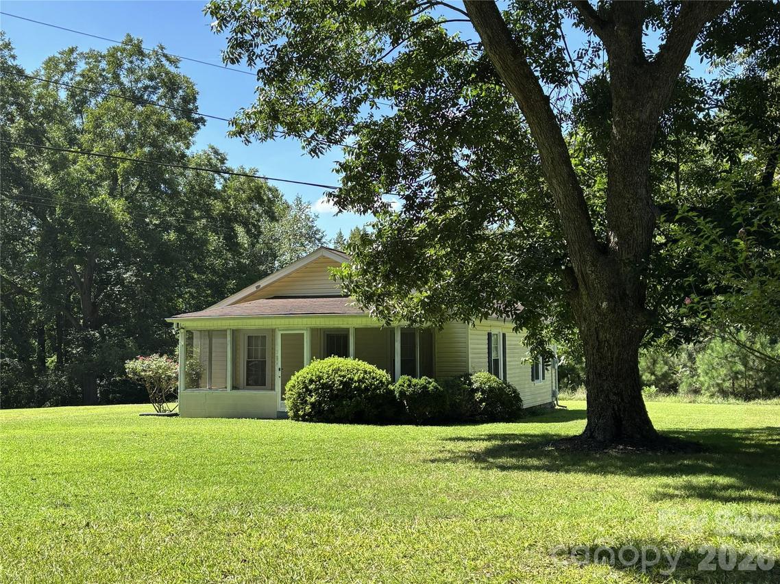 148 Oscar Rd., Troy, NC 27371