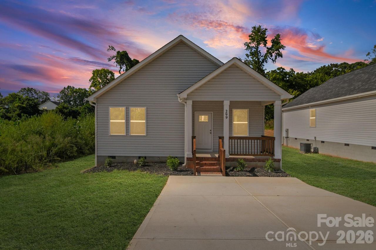 299 N Long St., East Spencer, NC 28039