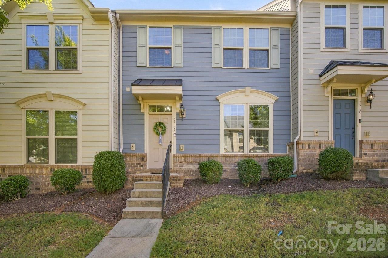1717 Fleetwood Dr., Charlotte, NC 28208