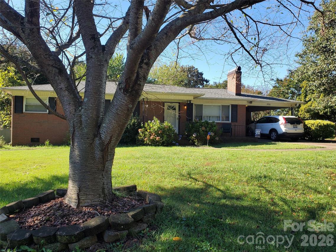 596 Georgia Ave., Statesville, NC 28677