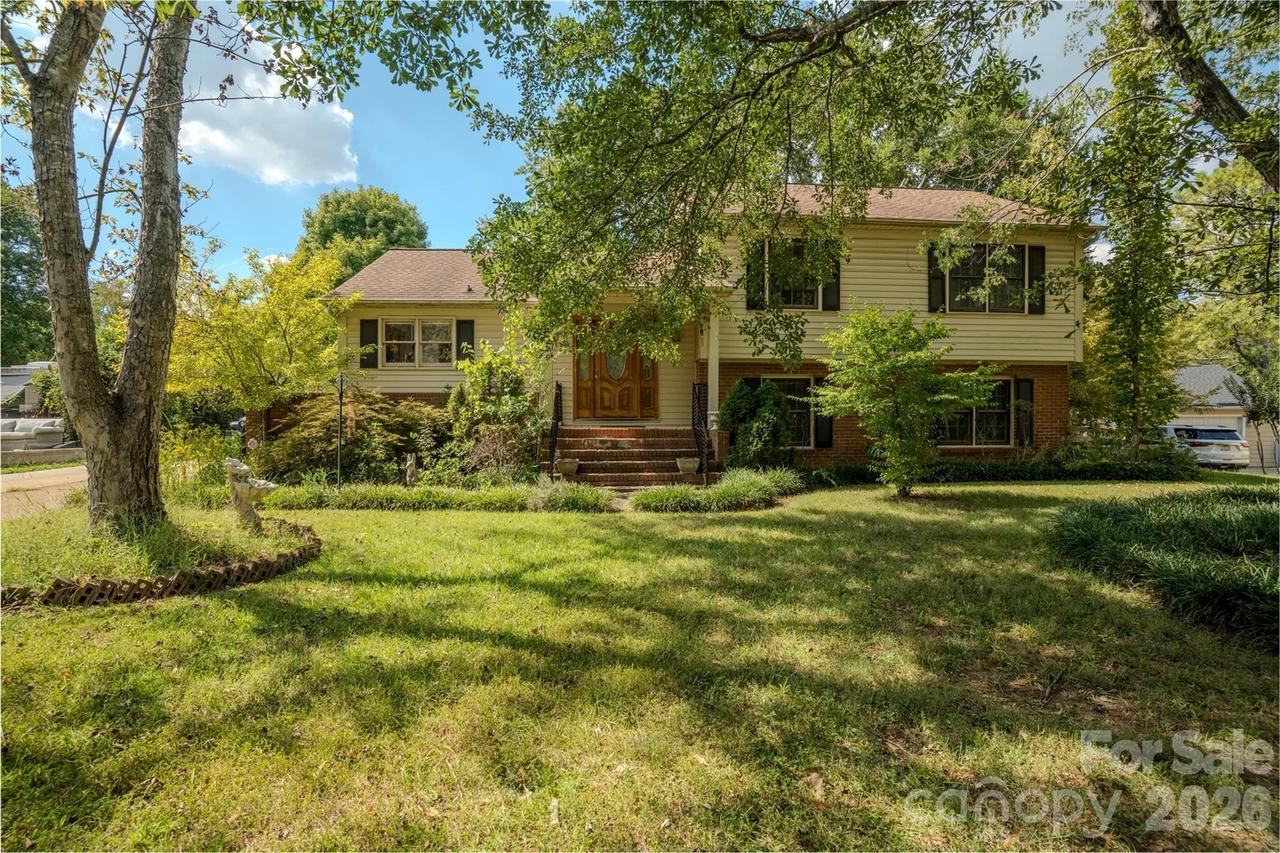 6516 Brynwood Dr., Charlotte, NC 28226