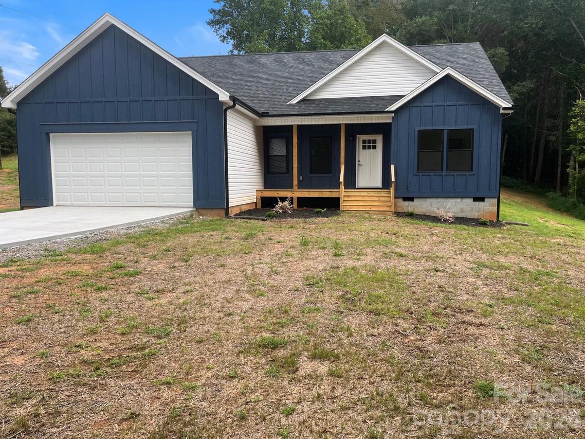 914 Old Hollis Rd., Ellenboro, NC 28040