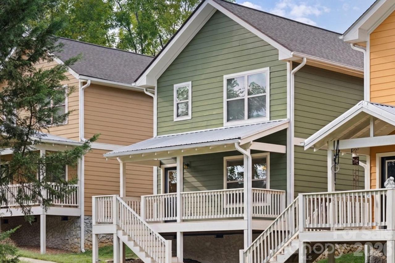 8 Cottage Cove Ln., Asheville, NC 28803