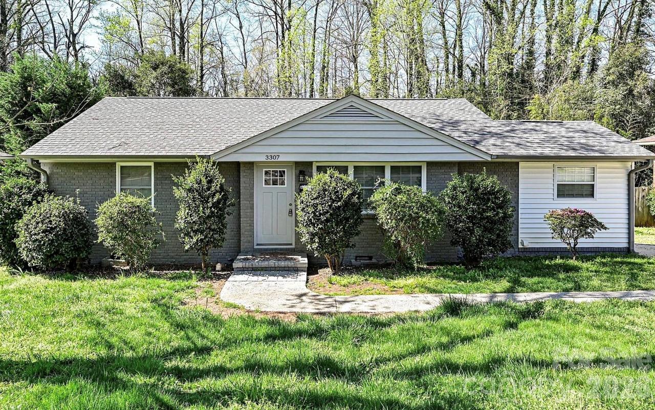3307 Bonaire Dr., Charlotte, NC 28208