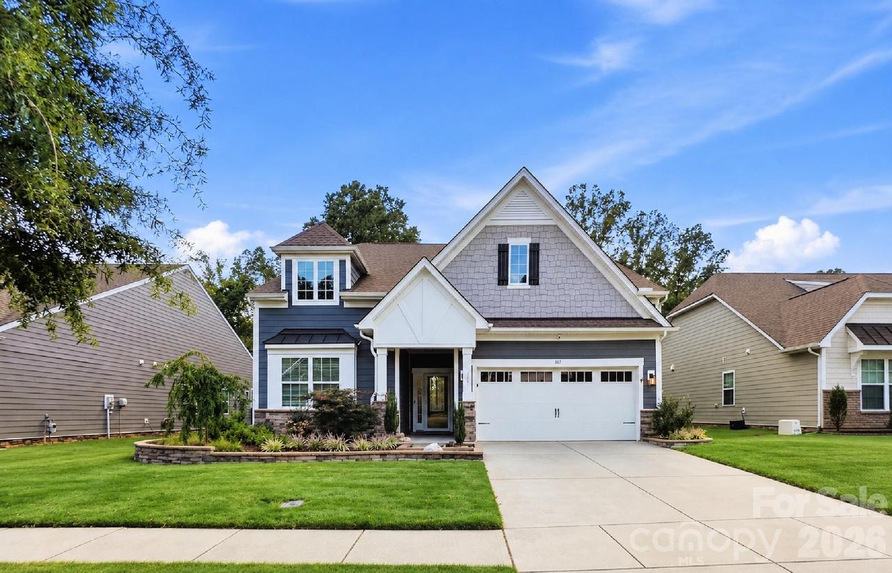 317 Picasso Tr., Mount Holly, NC 28120