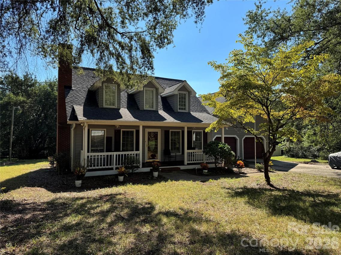 2036 Picnic Dr., Newton, NC 28658