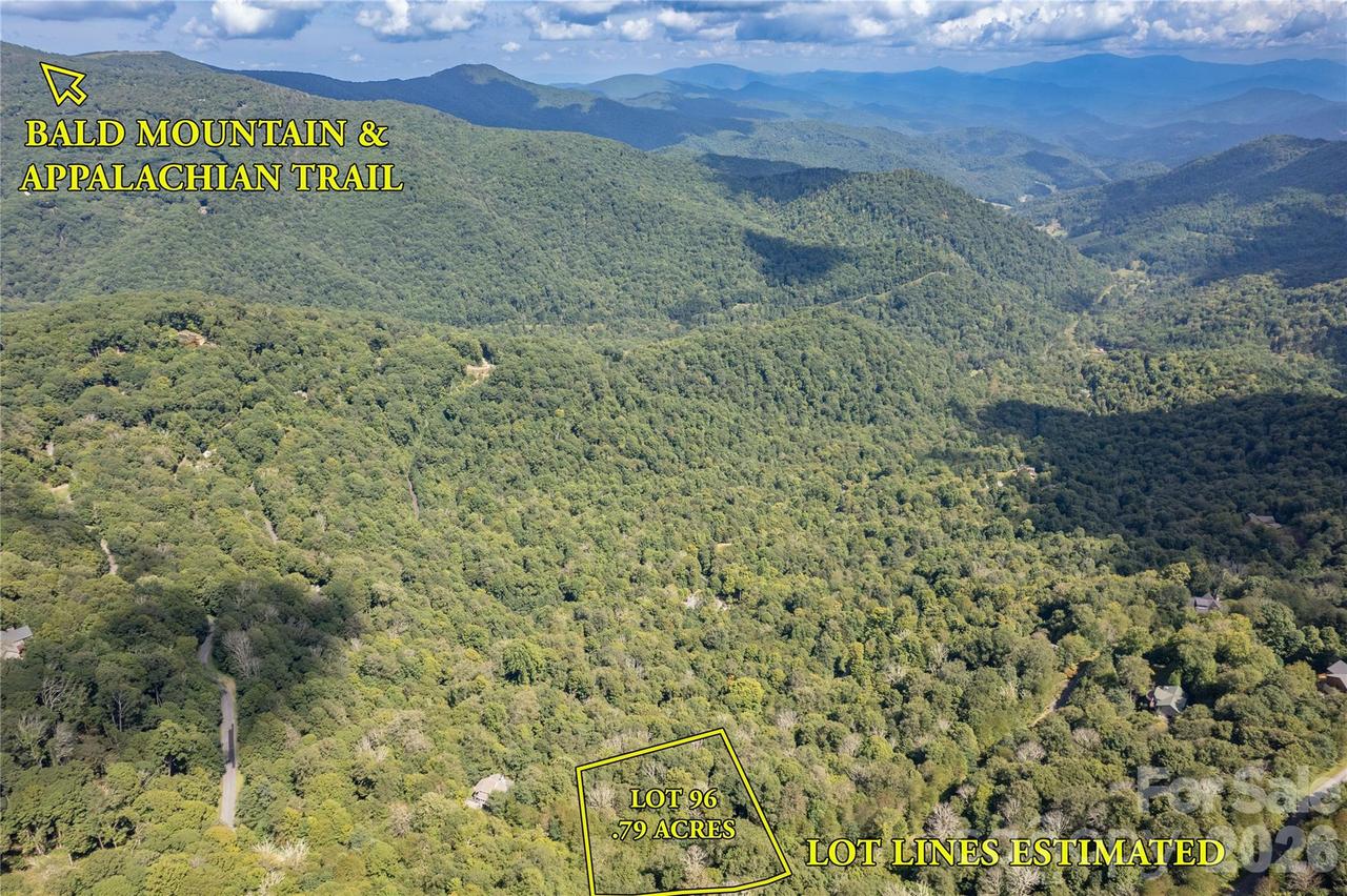 96 Goldenleaf Rd., Mars Hill, NC 28754