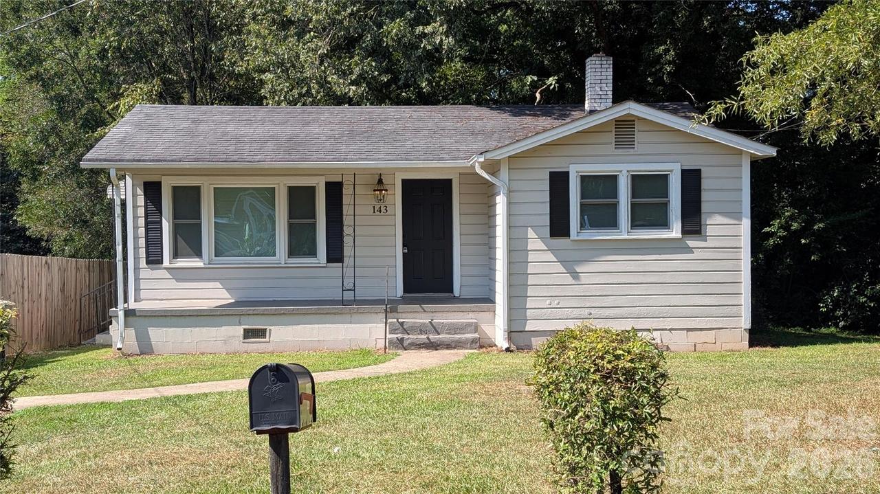 143 Waco Ave., Kannapolis, NC 28083