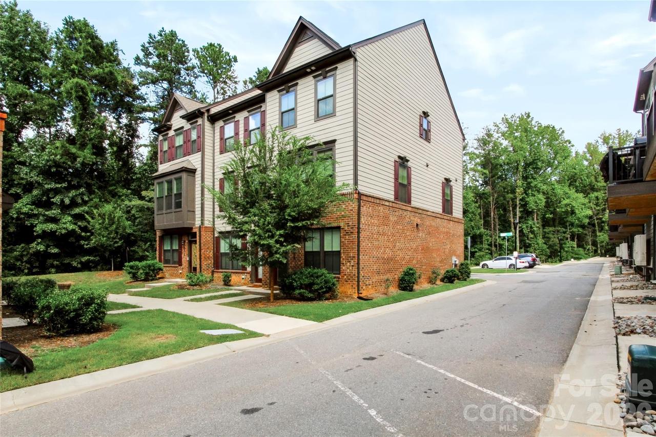 505 Cubitt Ct., Charlotte, NC 28205