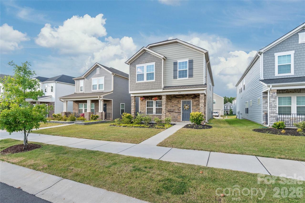 613 Cedar Knoll Cir., Pineville, NC 28134