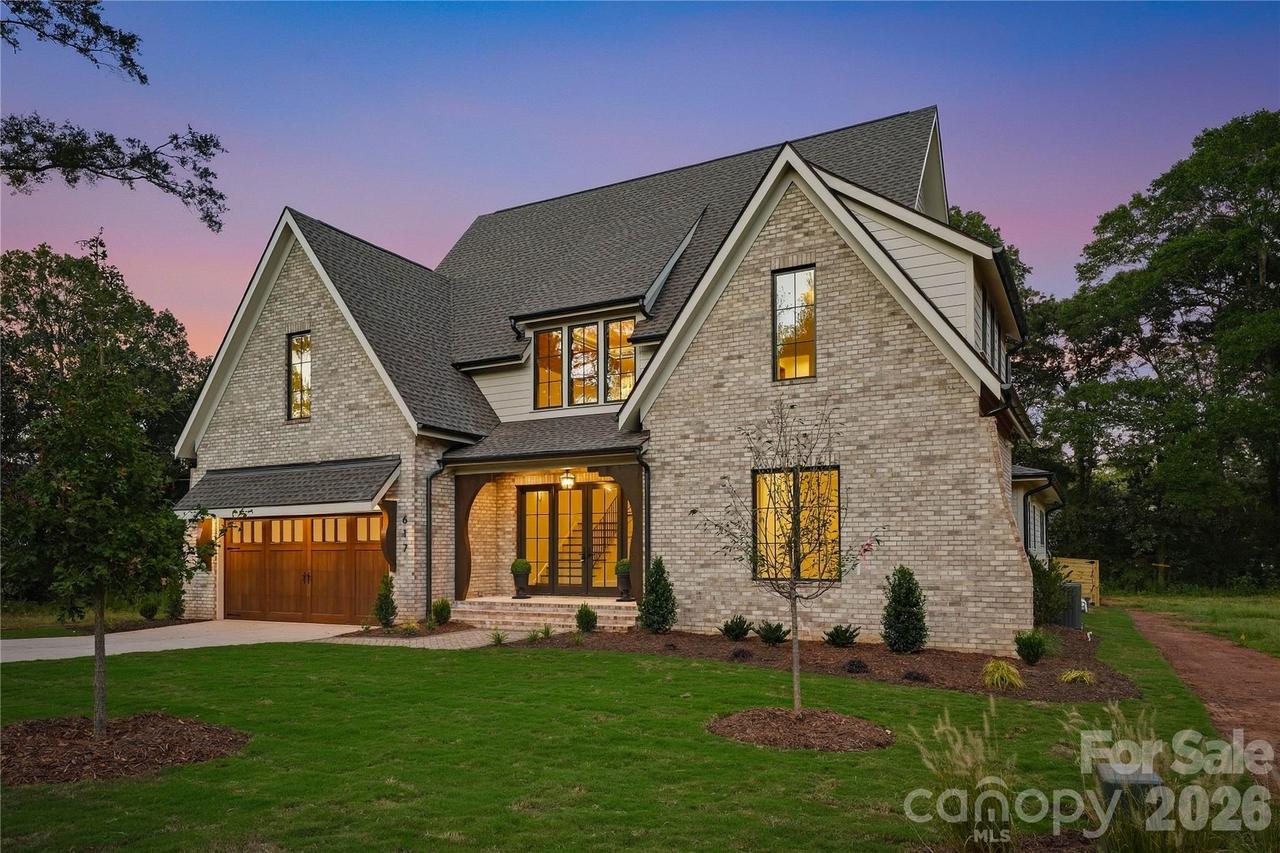 617 Shelton St., Charlotte, NC 28270