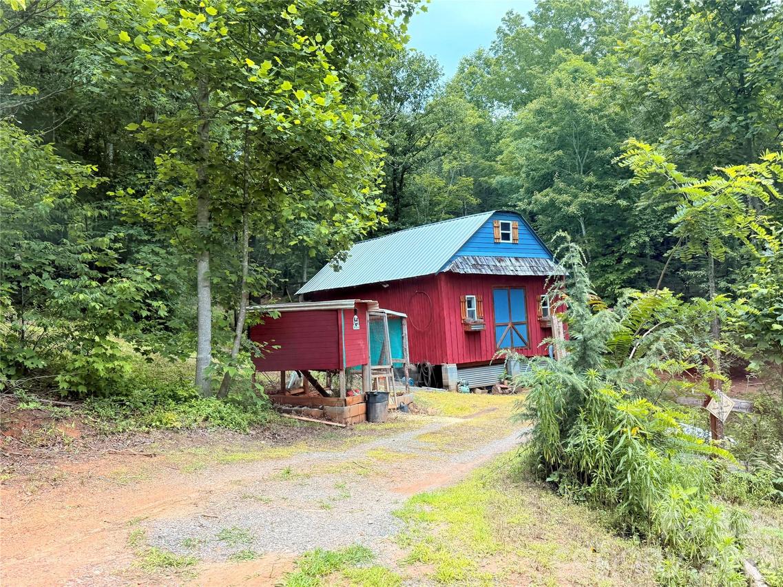 1318 Laughter Rd., Mill Spring, NC 28756