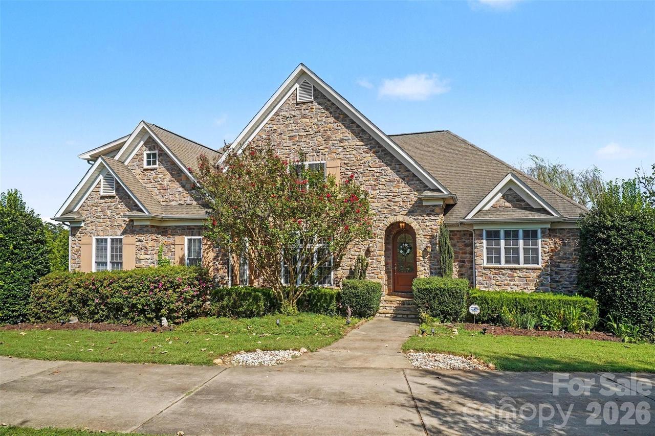 2300 Potter Rd., Waxhaw, NC 28173