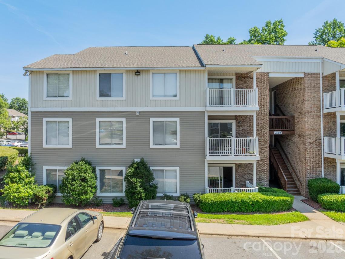 9509 University Terrace Dr. #G, Charlotte, NC 28262