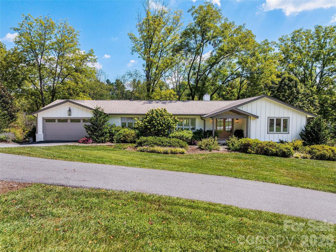 235 White Pine Dr., Fletcher, NC 28732