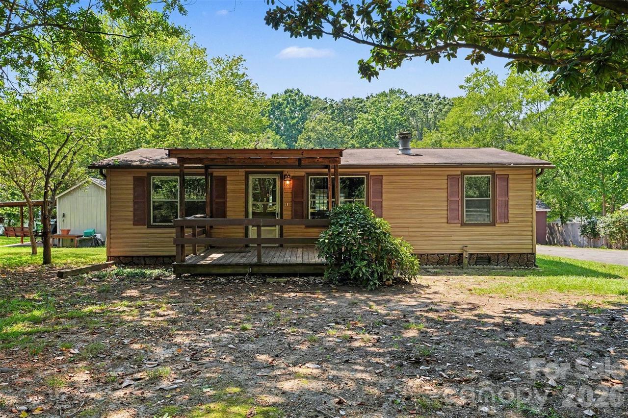 4653 Dick Wilson Rd., Denver, NC 28037