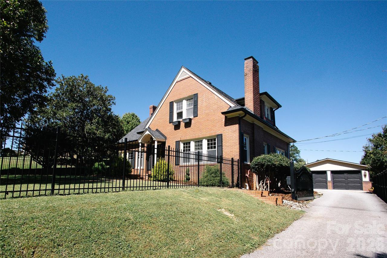 569 Rutherford Rd., Marion, NC 28752