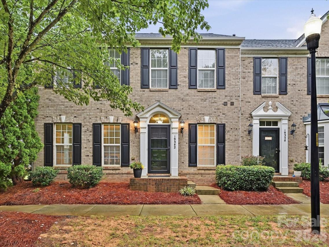 19342 Makayla Ln., Cornelius, NC 28031