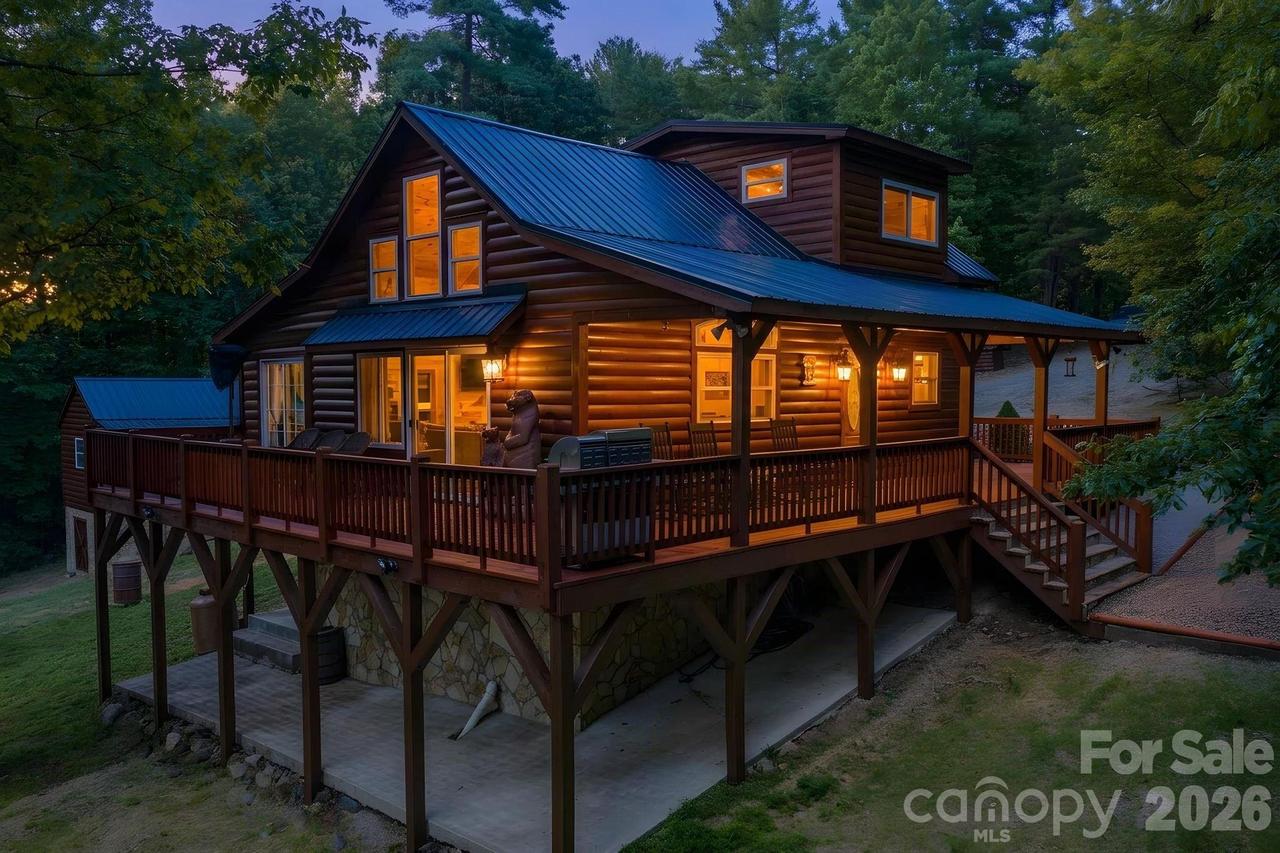 1158 Staghorn Rd., Purlear, NC 28665