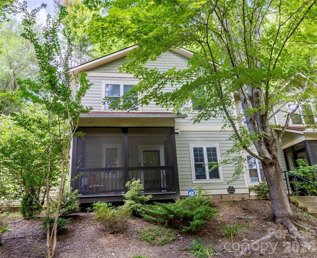 72 Owens Bell Ln., Asheville, NC 28801