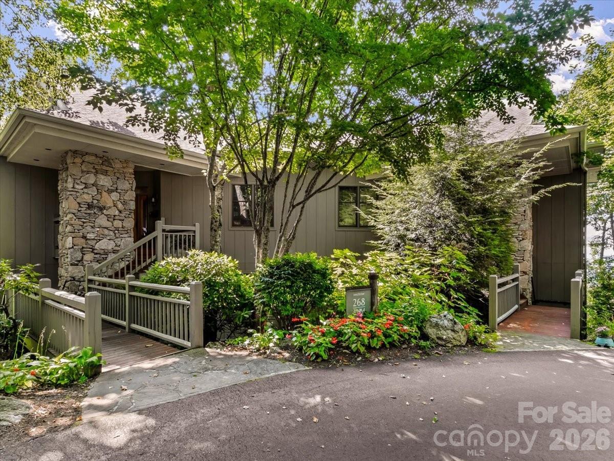 268 Sunset Point Rd. #A4, Burnsville, NC 28714