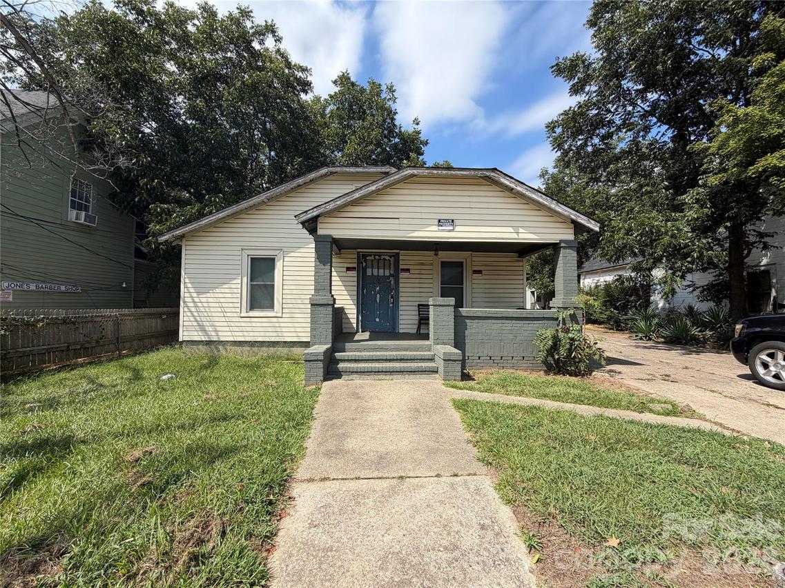 813 N Long St., Salisbury, NC 28144