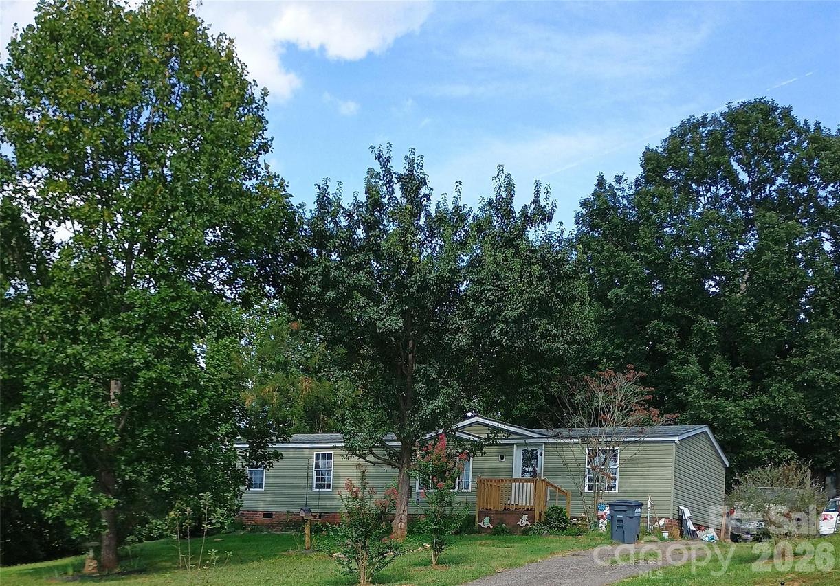 115 Anderson Acres Dr., Harmony, NC 28634