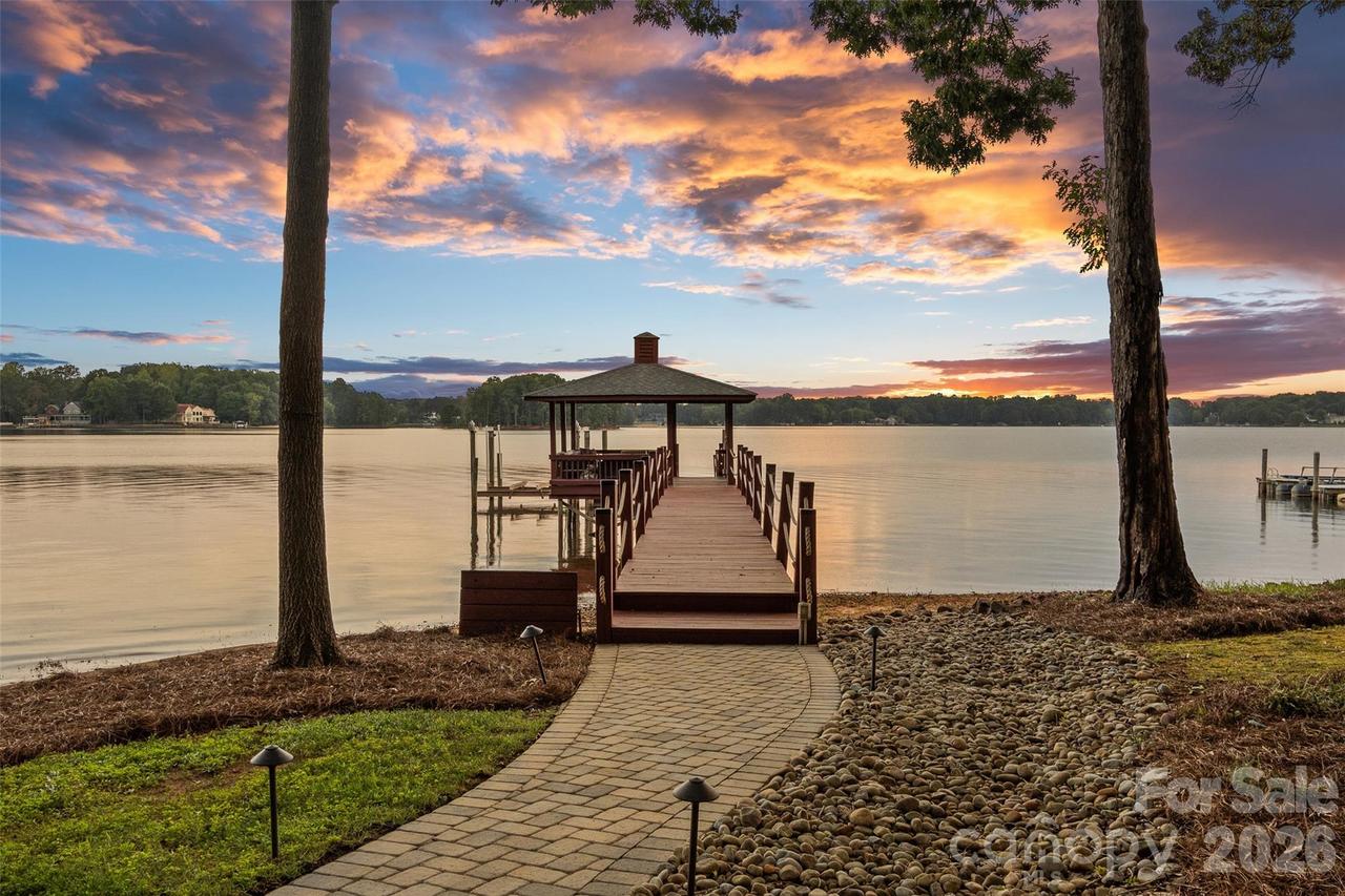 16109 N Point Rd., Huntersville, NC 28078