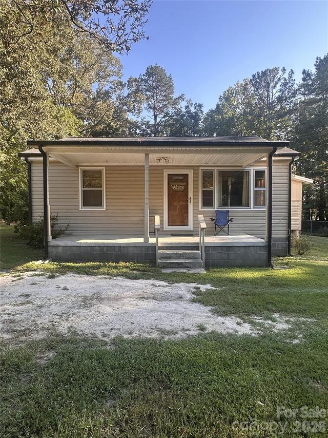 107 Vida Ln., Cherryville, NC 28021
