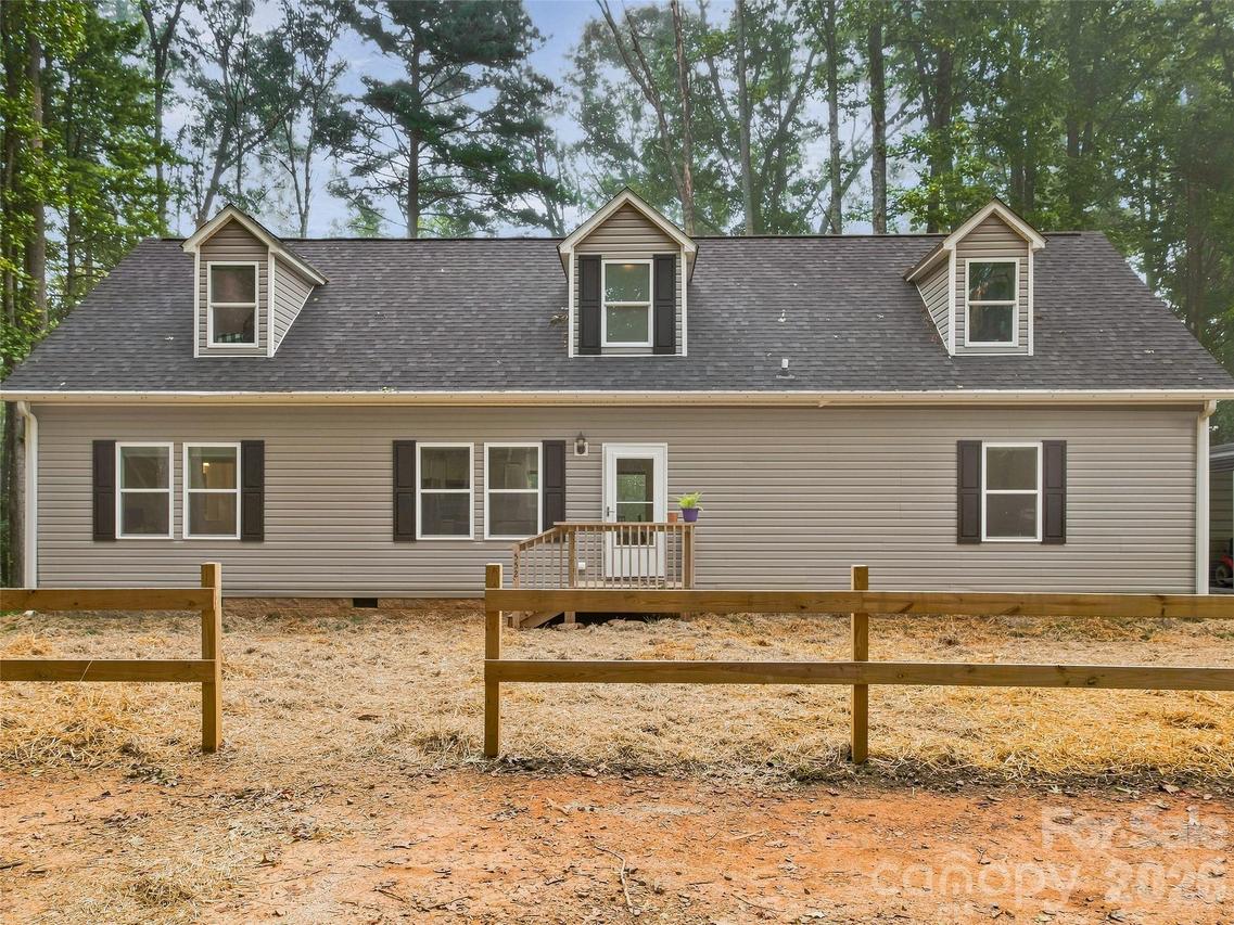 552 Bass Lake Dr., Pisgah Forest, NC 28768