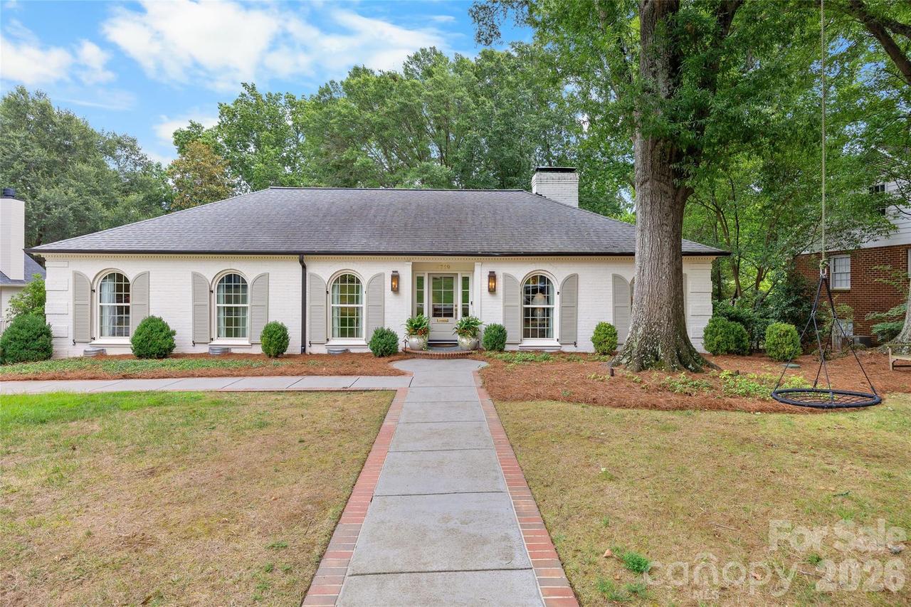 2719 Inverness Rd., Charlotte, NC 28209