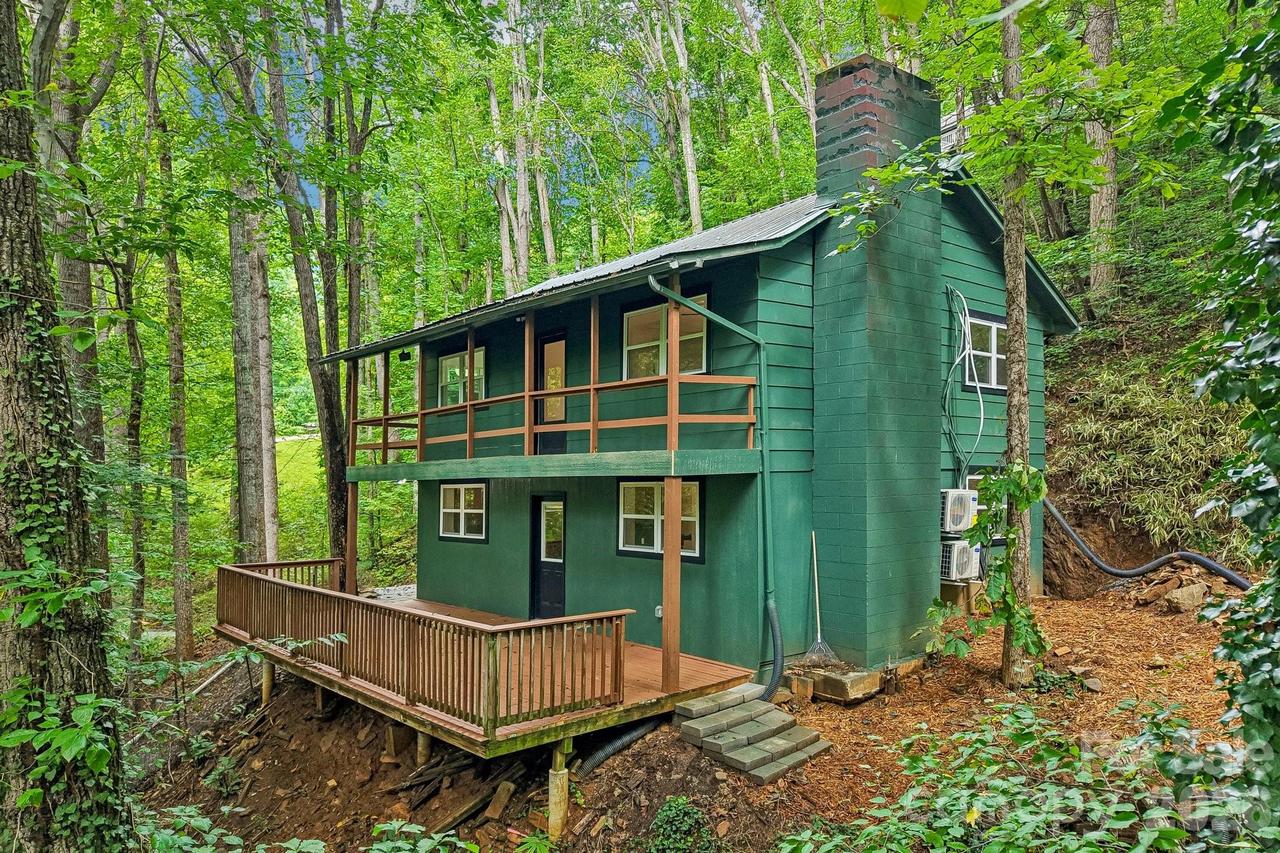 152 Dream Mountain Blvd., Canton, NC 28716