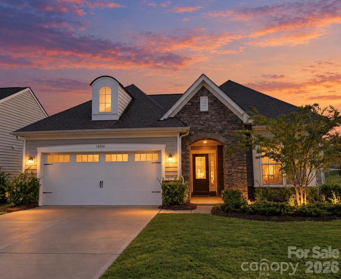 14204 Southbridge Forest Dr., Charlotte, NC 28273