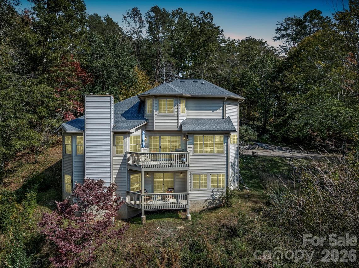108 June Ct., Lake Lure, NC 28746