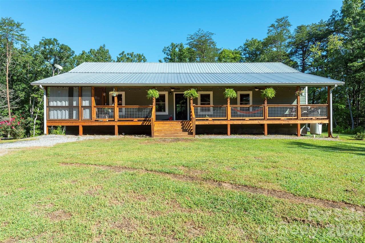 335 James View Rd., Marion, NC 28752