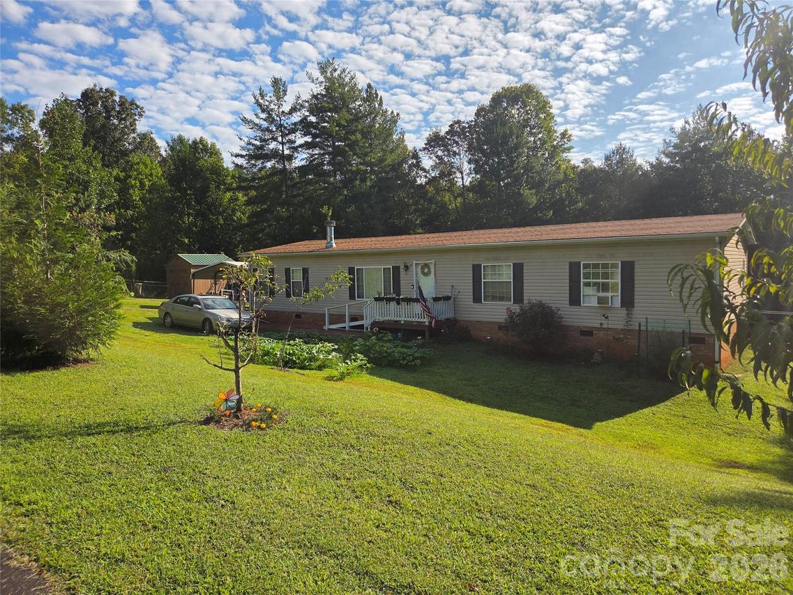 4096 Pebblebrook Ct., Lenoir, NC 28645
