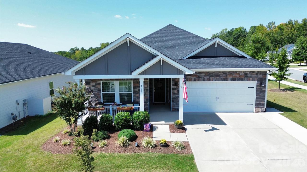 5379 Turtle Creek Dr., Denver, NC 28037