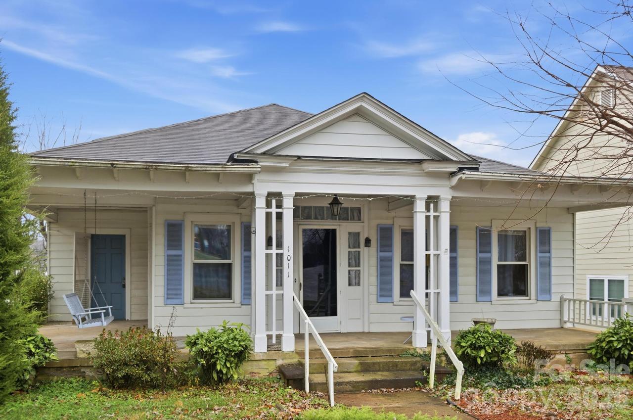 1011 Ashe Ave., Lenoir, NC 28645