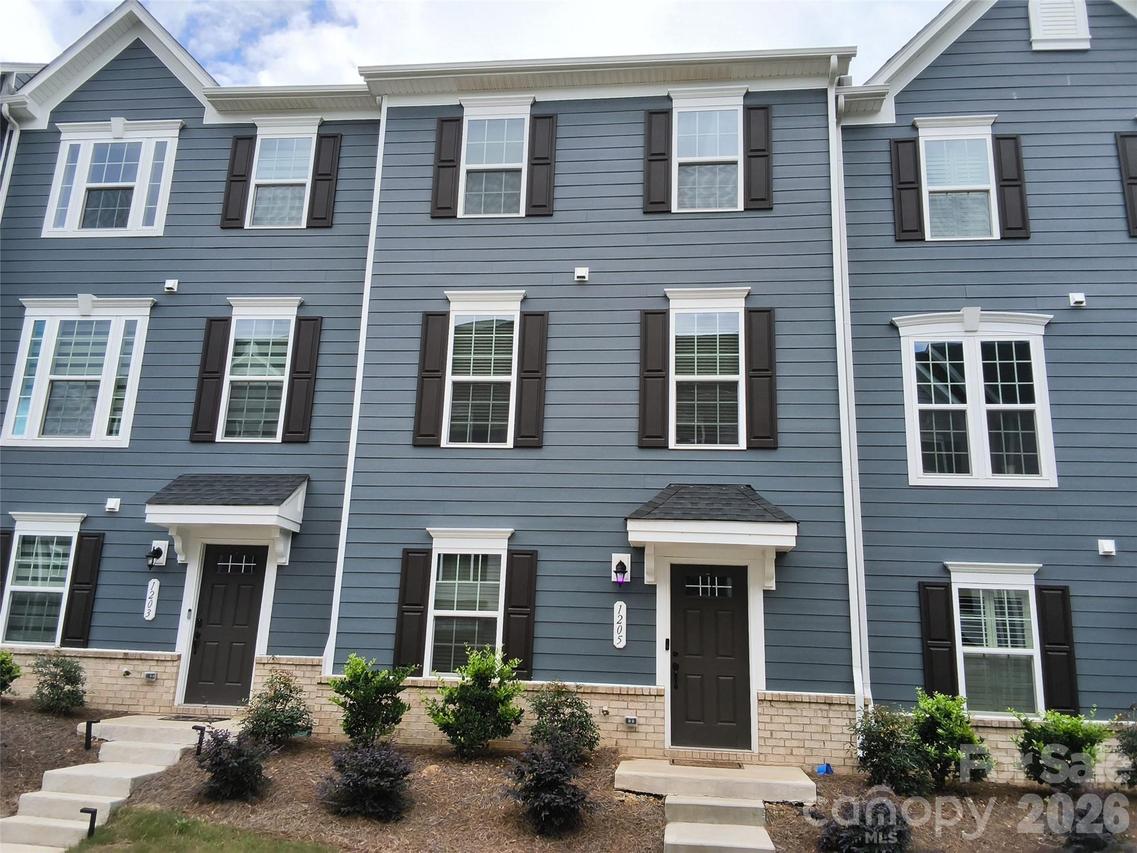 1205 May Apple Dr., Matthews, NC 28104
