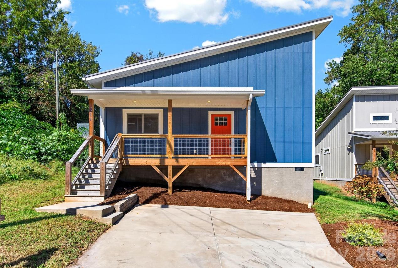 211 Hanover St., Asheville, NC 28806