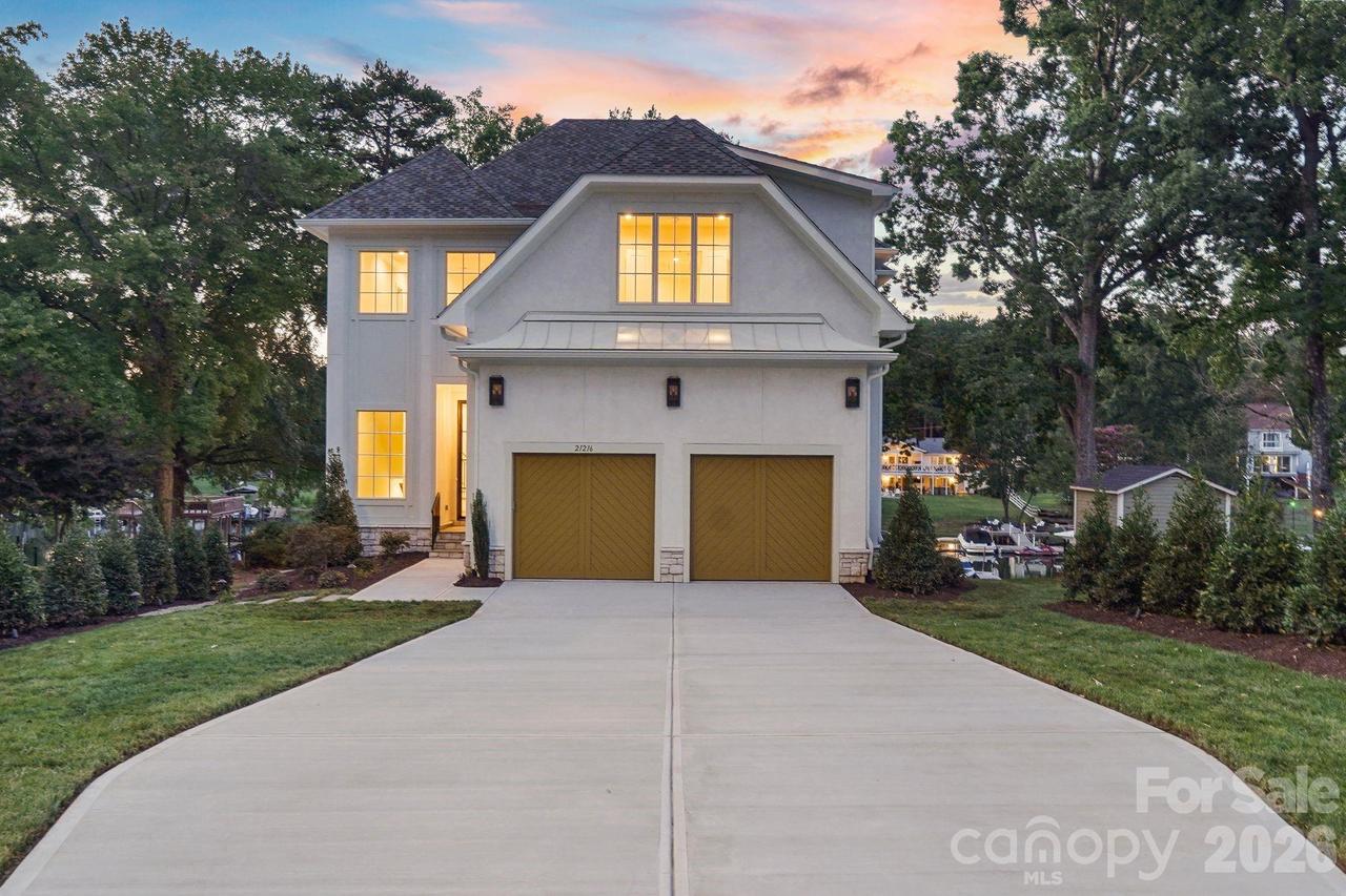 21216 Rio Oro Dr., Cornelius, NC 28031
