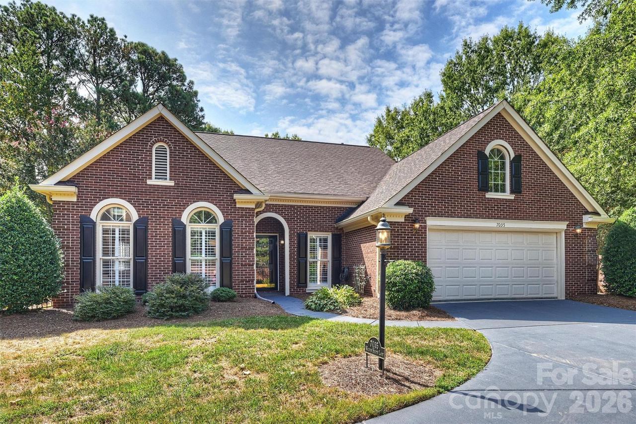 7035 Walton Heath Ln., Charlotte, NC 28277