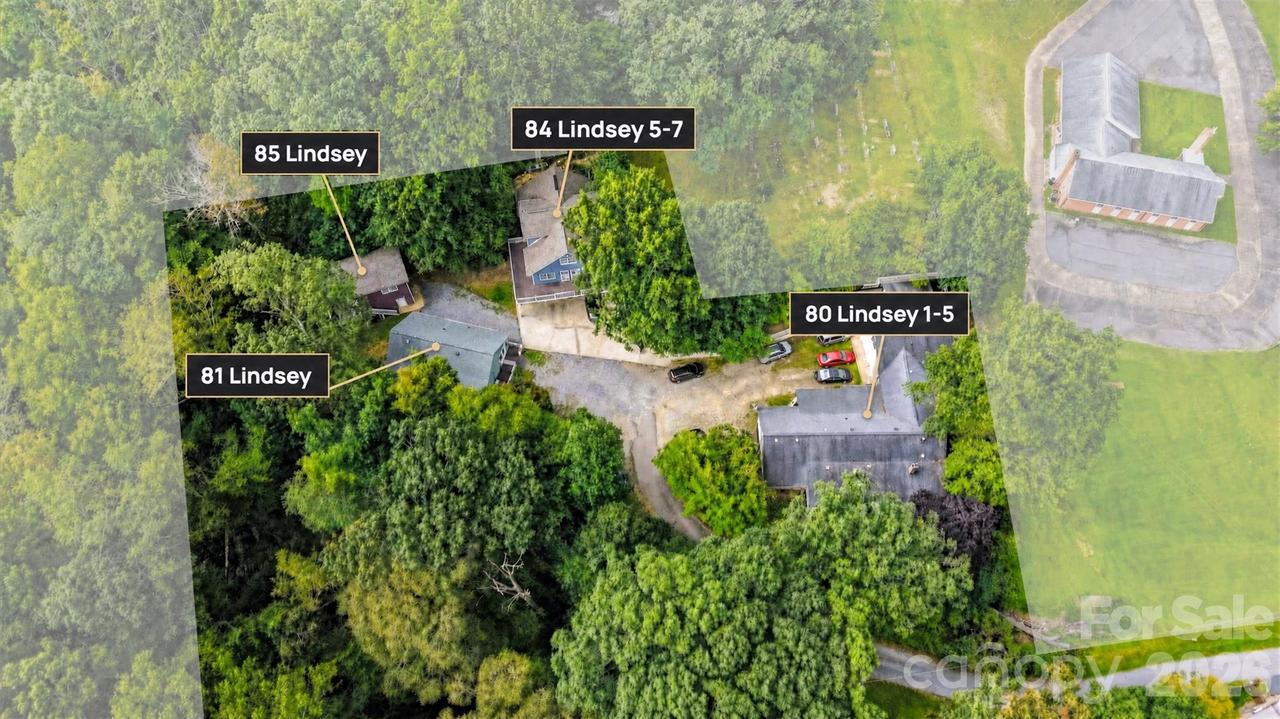 80 Lindsey Ln., Burnsville, NC 28714