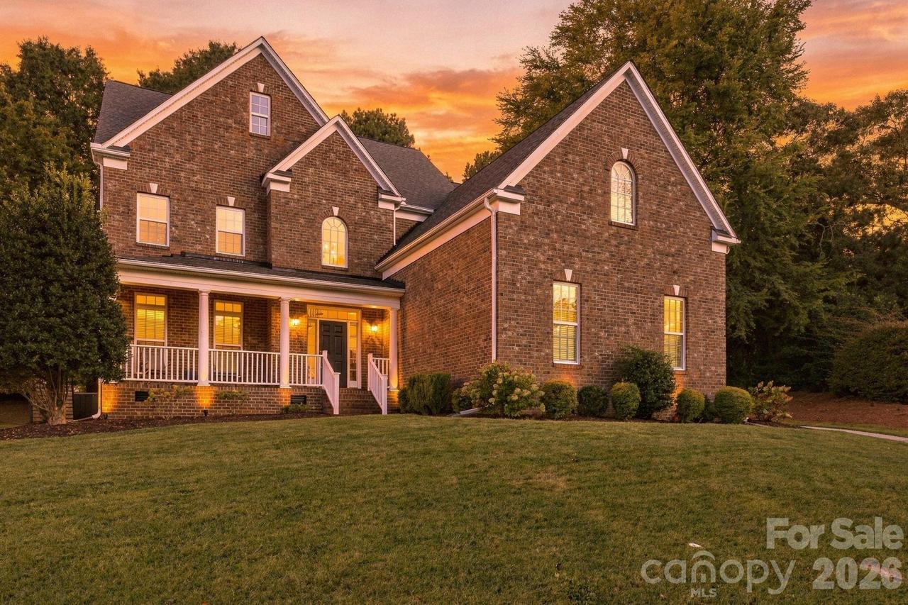 2561 Fallbrook Pl., Concord, NC 28027