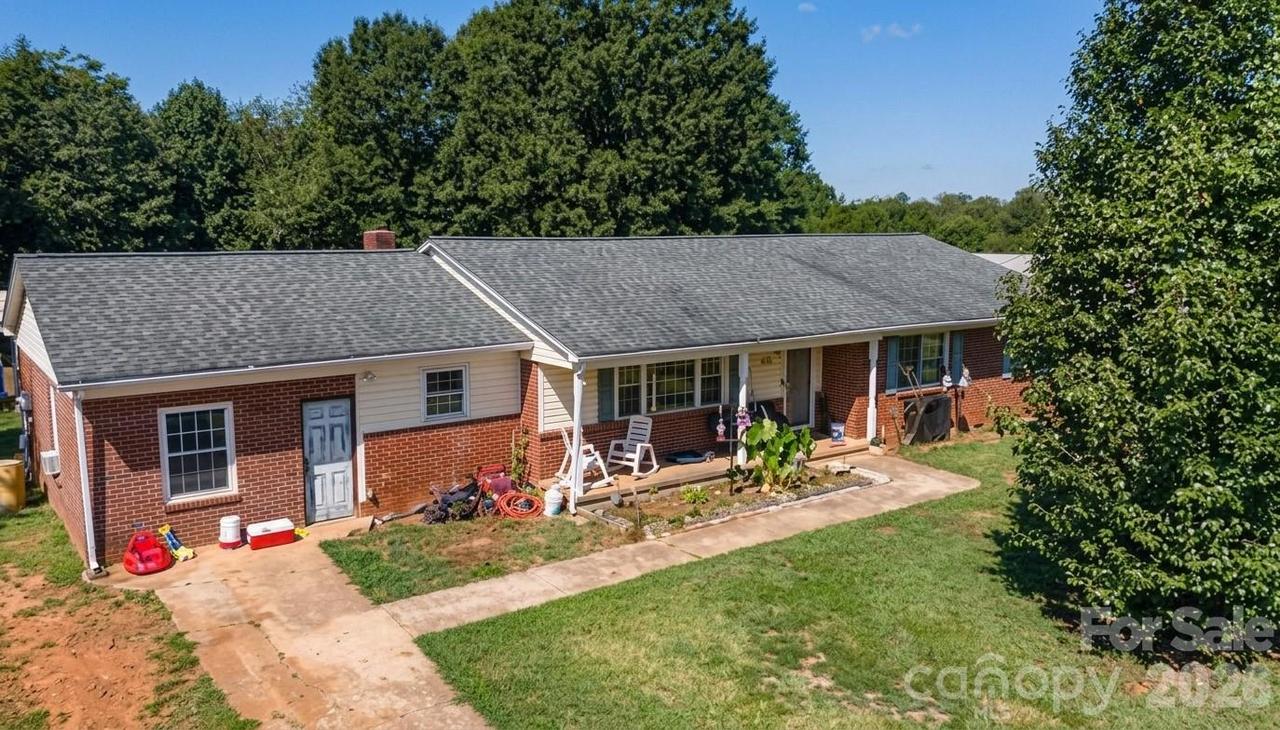 613 Plato Lee Rd., Shelby, NC 28150