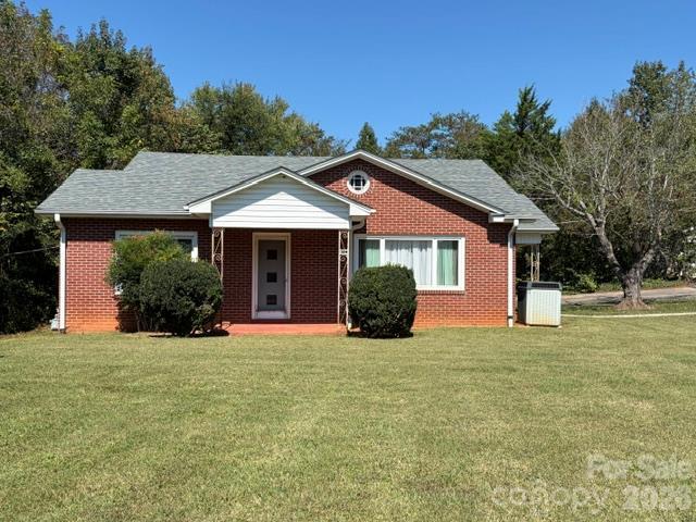 708 Carbon City Rd., Morganton, NC 28655