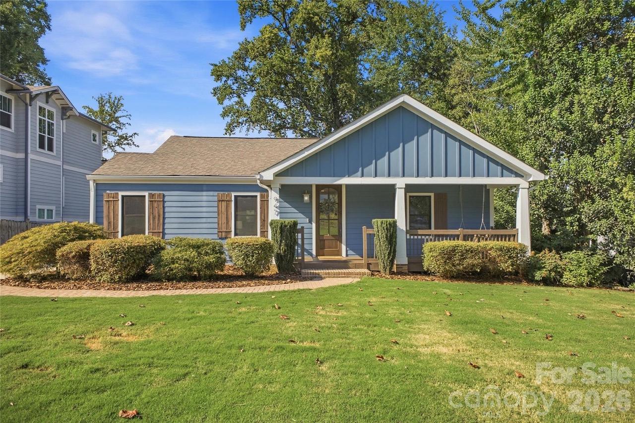 947 Everett Pl., Charlotte, NC 28205