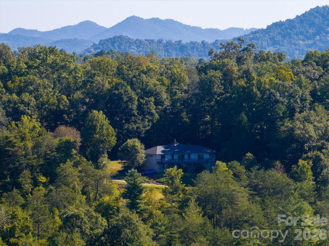 47 Sams Rd., Asheville, NC 28787
